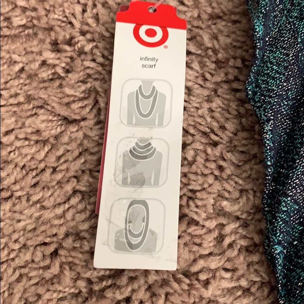Infinity Scarf - Picture 2 of 2